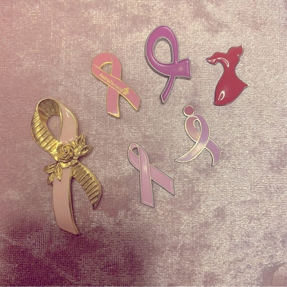 👗Lot of 5 Breast Cancer Pins with 1 Heart Disease Pin, no backs - Picture 1 of 3